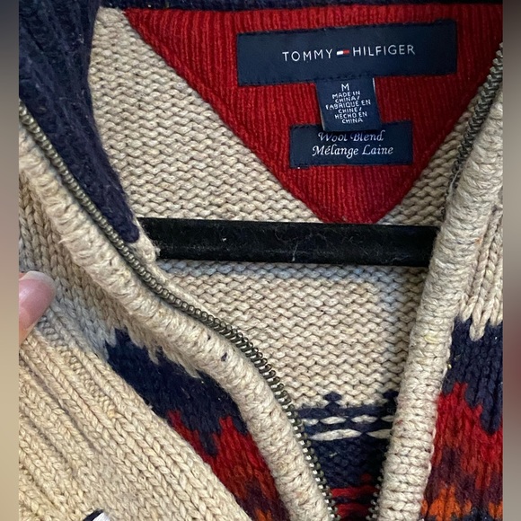 Tommy Hilfiger 1/4 zip wool sweater - Picture 2 of 2